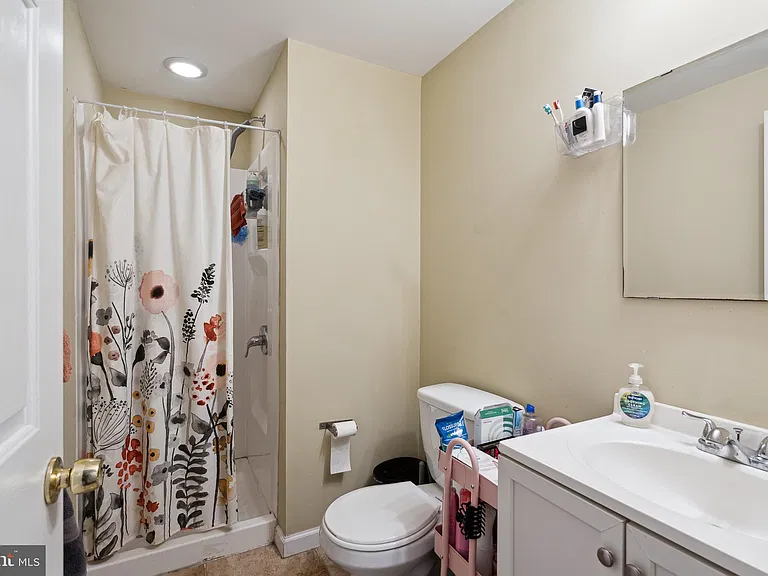 1611 N 17th St #1 — Photo 7