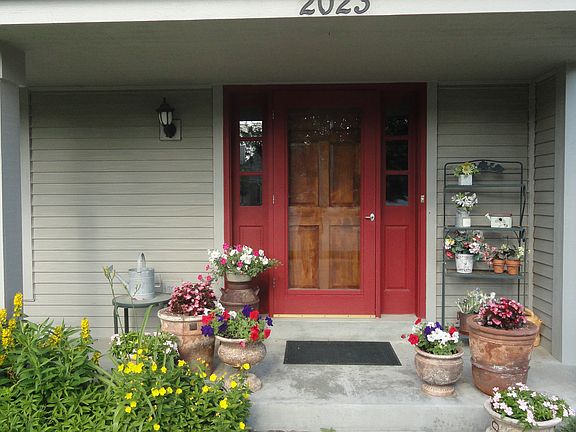 4th image of 2023 Mount Vernon Dr