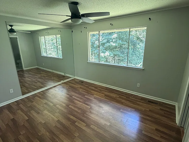 11480 Bainbridge Dr — Photo 9