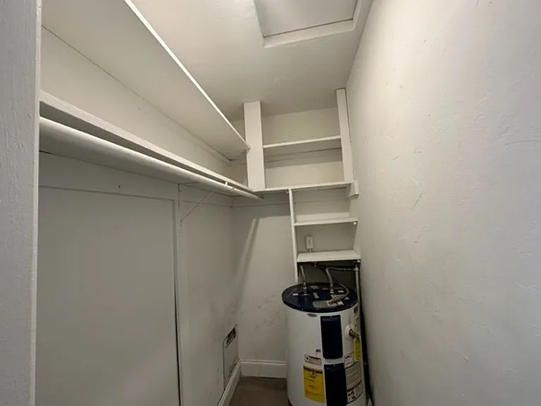 4246&4300 Seagrape Dr #4249-4301 — Photo 15