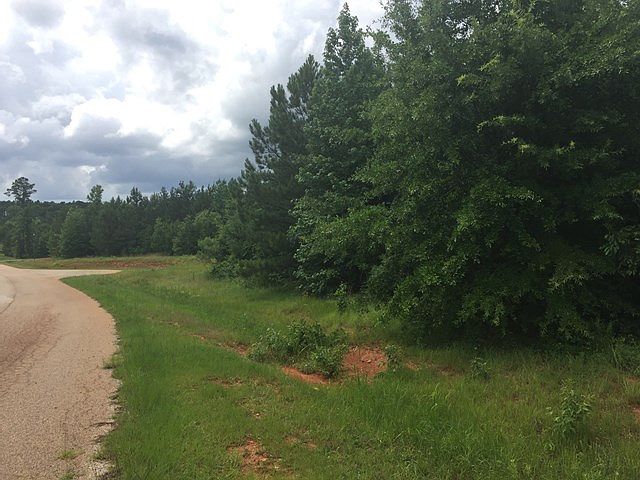 2nd image of 1410 Dunwoody Pl