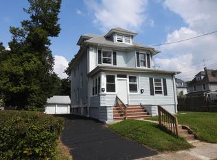 389-91 Hillcrest Ave, Plainfield, NJ 07062