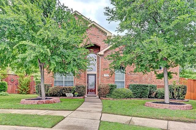 1st image of 1719 Broadmoor Dr