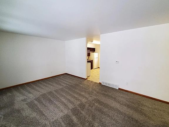 2nd image of 1105 Melrose Dr