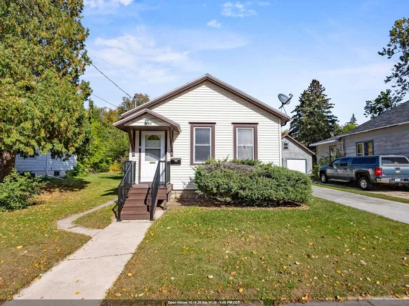 1463 Kurtz Ave, Green Bay, WI 54301