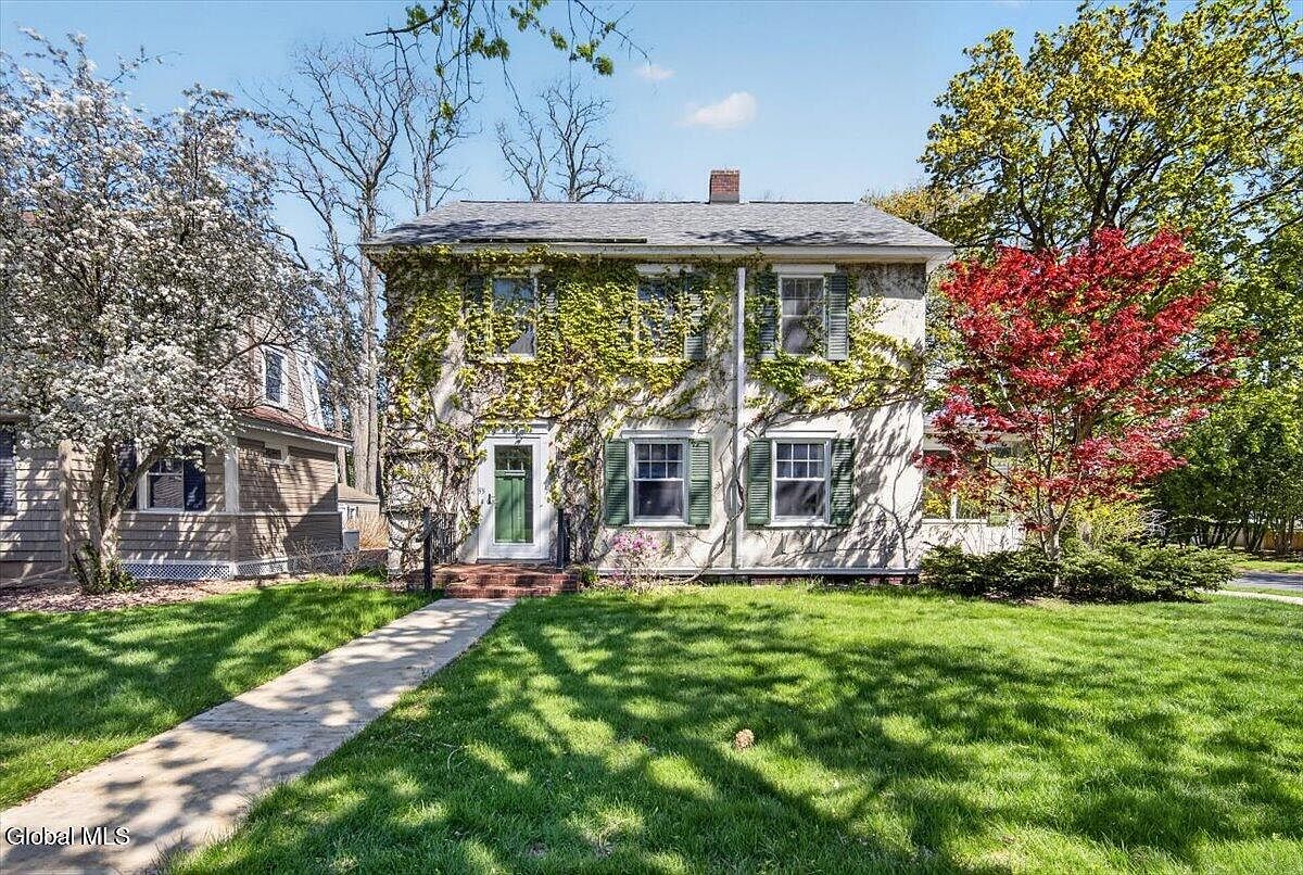 1st image of 33 Washington Road