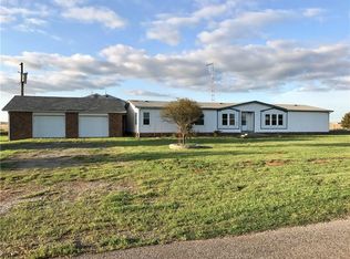 21455 E 1260 Rd, Sentinel, OK 73664