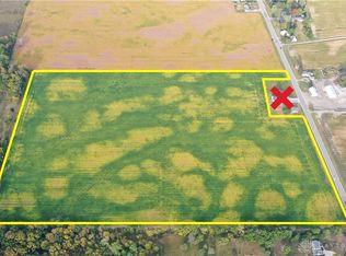 8402 National Rd, Brookville, OH 45309