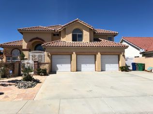 44305 Westridge Dr, Lancaster, CA 93536