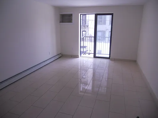 Rented by Owner | media 9