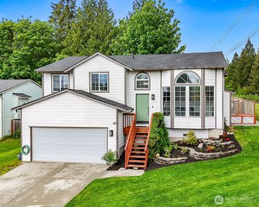 8029 Crown Ridge Boulevard, Arlington, WA, 98223