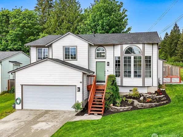 8029 Crown Ridge Boulevard, Arlington, WA 98223
