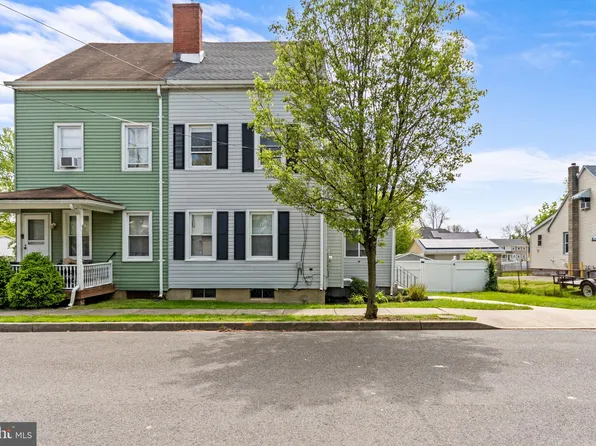 214 Front St, Fieldsboro, NJ 08505