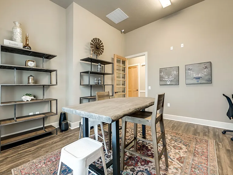 Majors Place — Photo 38