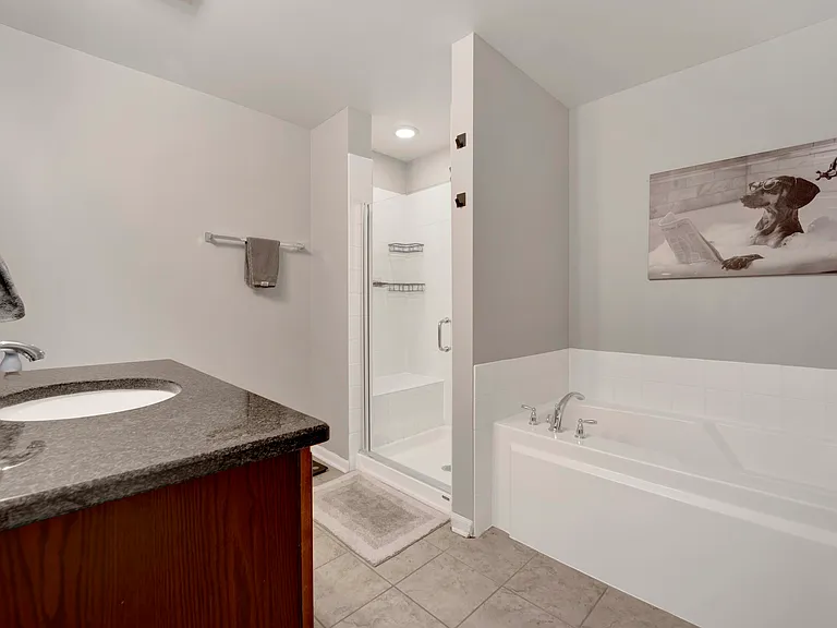 1228 Emerson #303 — Photo 13