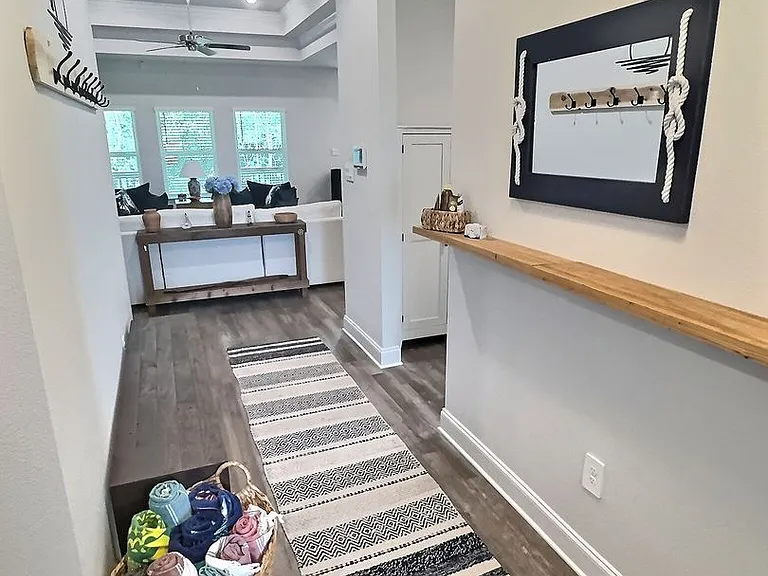 11404 Harrison Ct — Photo 2
