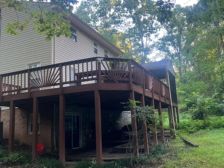 Deck and lower deck