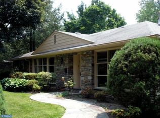 660 Stetson Rd, Elkins Park, PA 19027