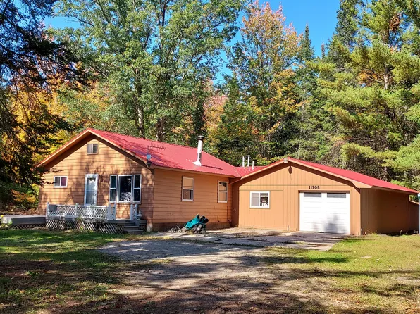 11708 Field St, Atlanta, MI 49709