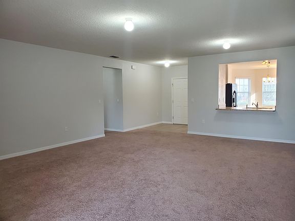 3rd image of 254 Nova Dr
