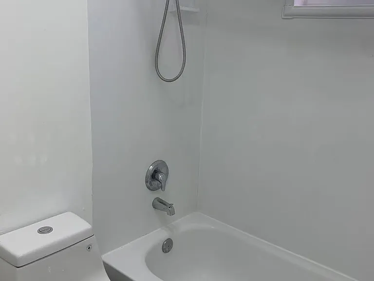 3520 SW 20th St — Photo 5