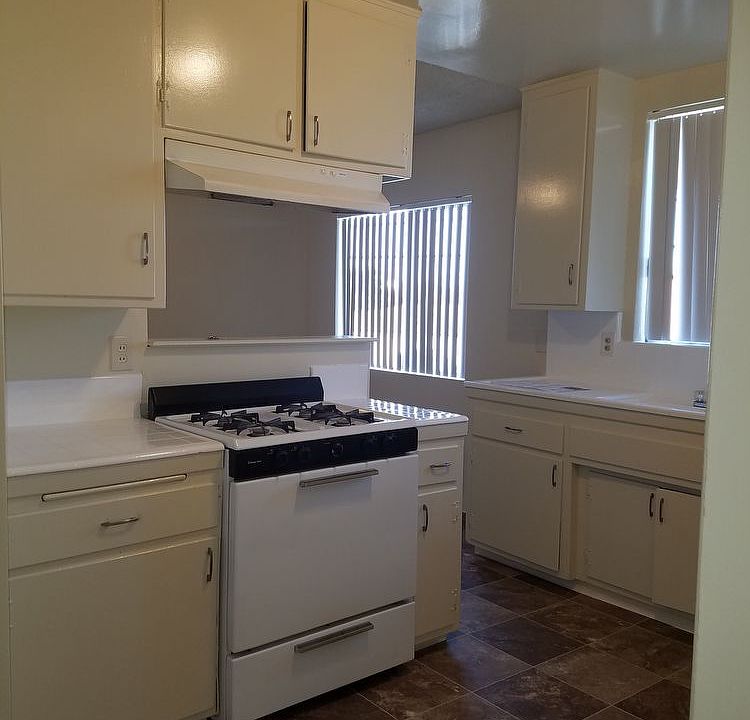 1st image of 16911 Yukon Ave APT 4
