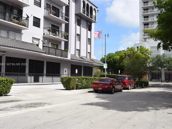 777 SW 9th Ave APT 420, Miami, FL 33130
