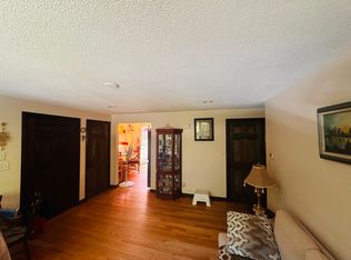 51 Willow St, Foxboro, MA 02035
