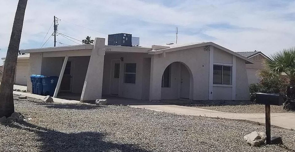 1st image of 2575 Tanglewood Dr