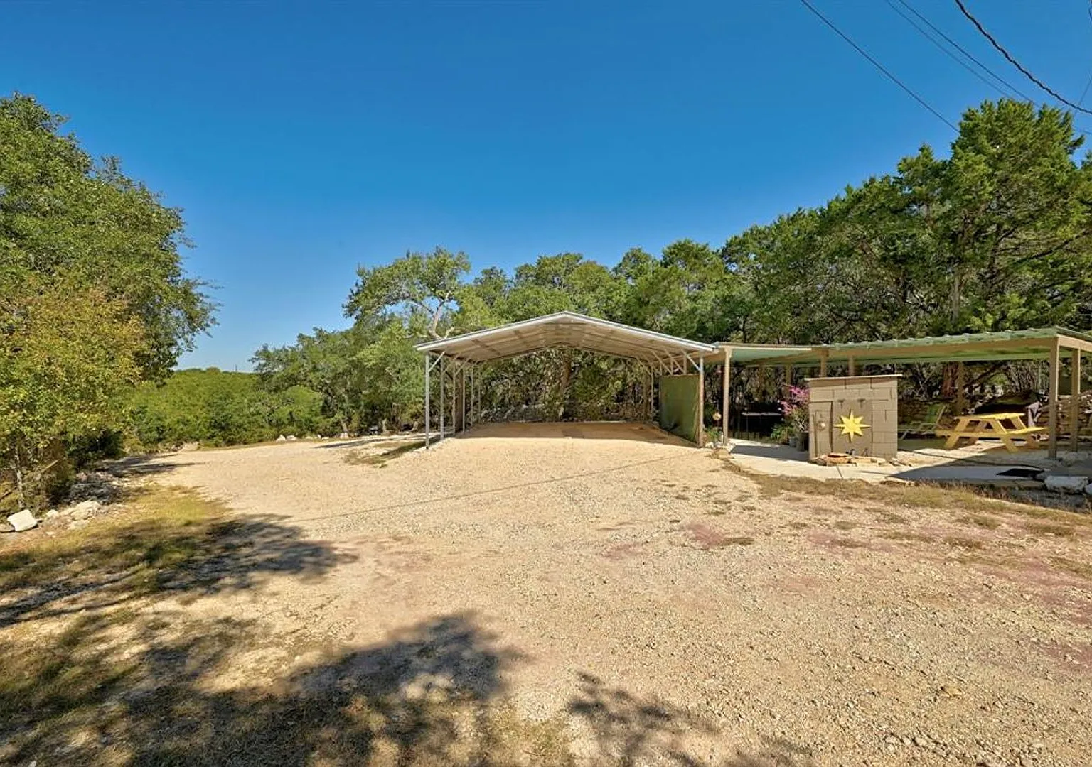 120 Cedar Bend — Photo 1