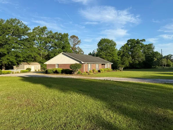 5925 Ellison Ridge Rd, Louisville, MS 39339