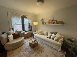 831 W Altgeld St #3, Chicago, IL 60614