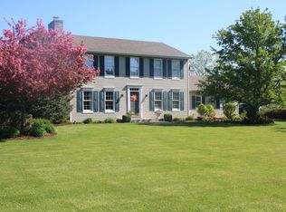 5585 Pettis Ln NE, Ada, MI 49301