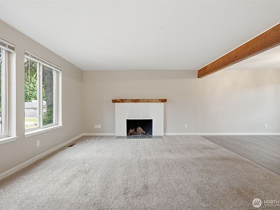 5th image of 1435 SE Vallair Court