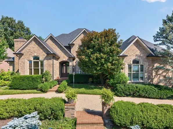 3609 Barrow Wood Ln, Lexington, KY 40502