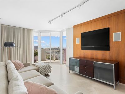 1621 Bay Rd APT 807, Miami Beach, FL, 33139