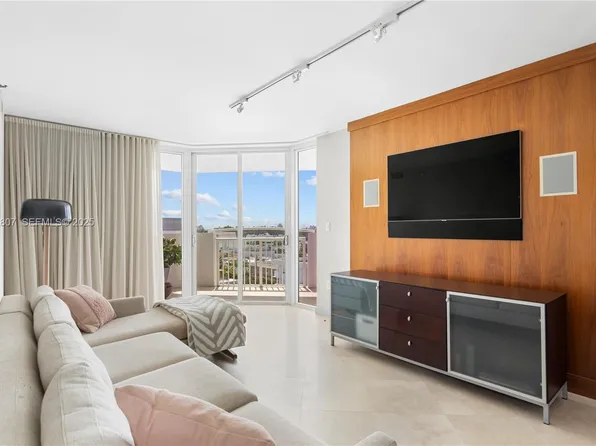 1621 Bay Rd APT 807, Miami Beach, FL 33139