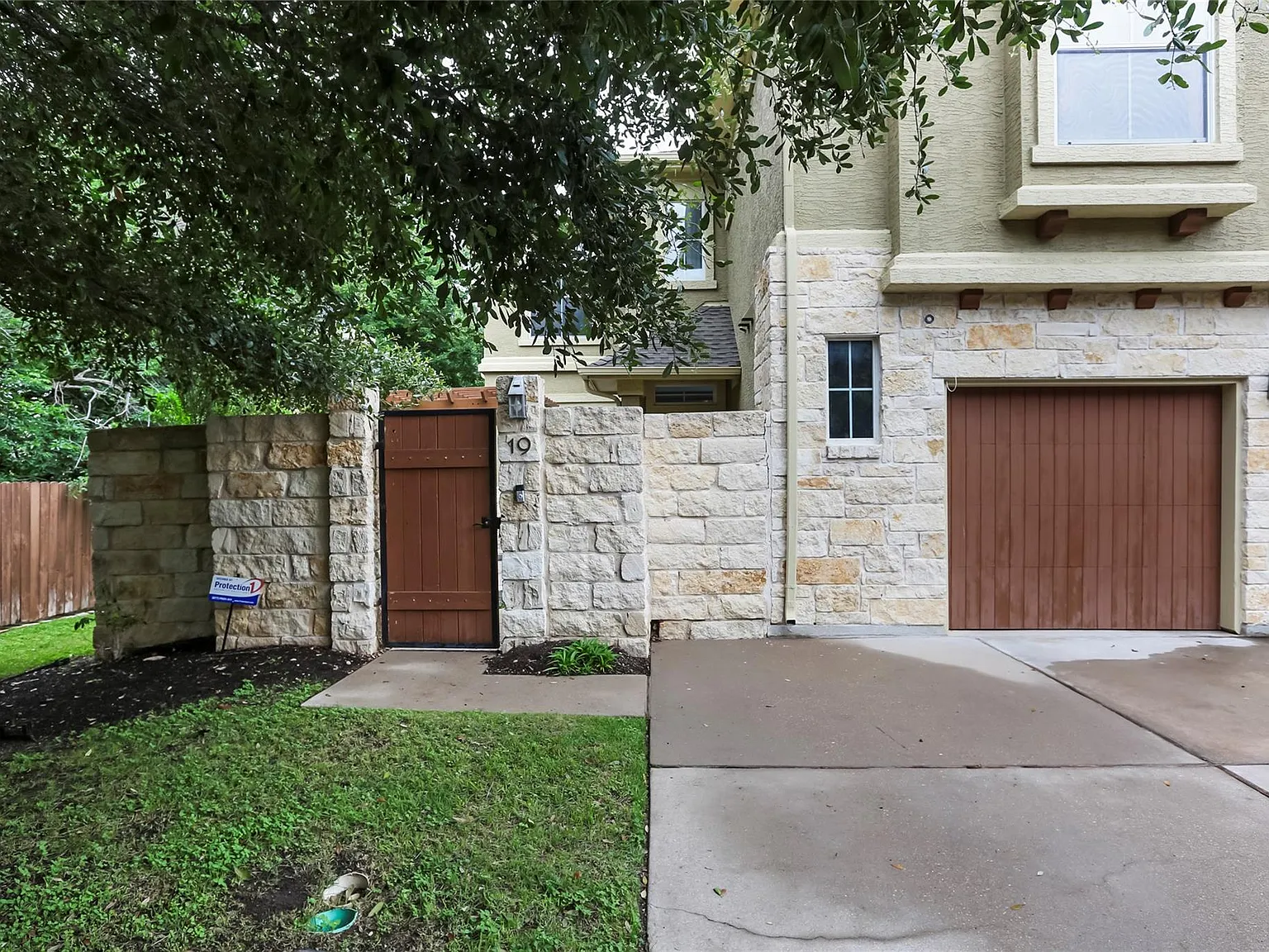 2 bed, 2.5 bath, 1248 sqft, $2,995 — Photo 3