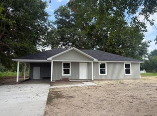 3106 Chris Dr, Dalzell, SC 29040