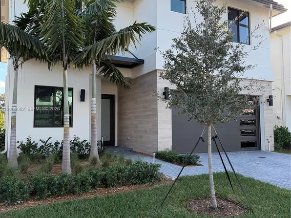 1438 SW 23rd St, Fort Lauderdale, FL 33315