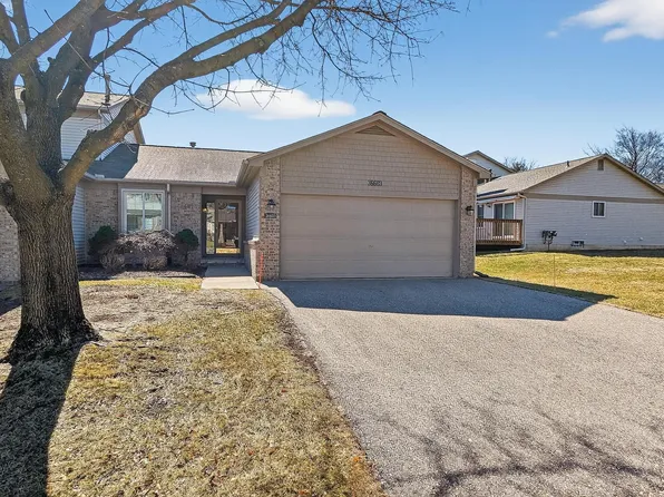 36603 Deerhurst Ct #73, Westland, MI 48185
