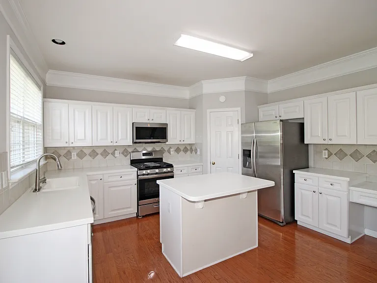 225 Thamesmar Ln — Photo 11
