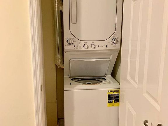 2nd image of 160 Chatterton Ave Unit 2-D
