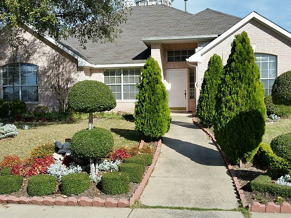3rd image of 3702 Charleston Dr