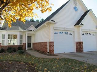 412 Cliffview Ct, Greer, SC 29650