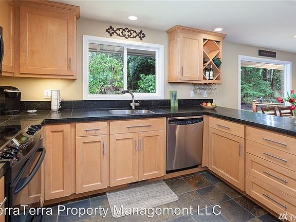 5th image of 12918 NE 151st St