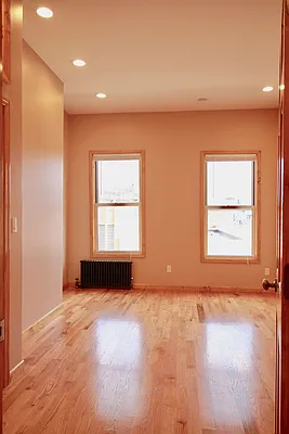 Rented by Grand & Co. | media 19