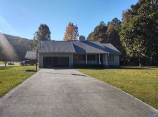 105 Mathews Ln, New Hope, AL 35760