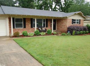 2805 W 4th St, Russellville, AR 72801