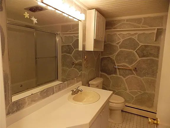 1st image of 1805 Mineral Spring Ave APT 8C